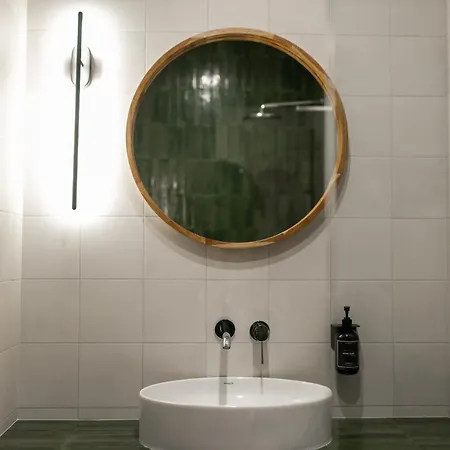 яблуневий схил Tukhlya